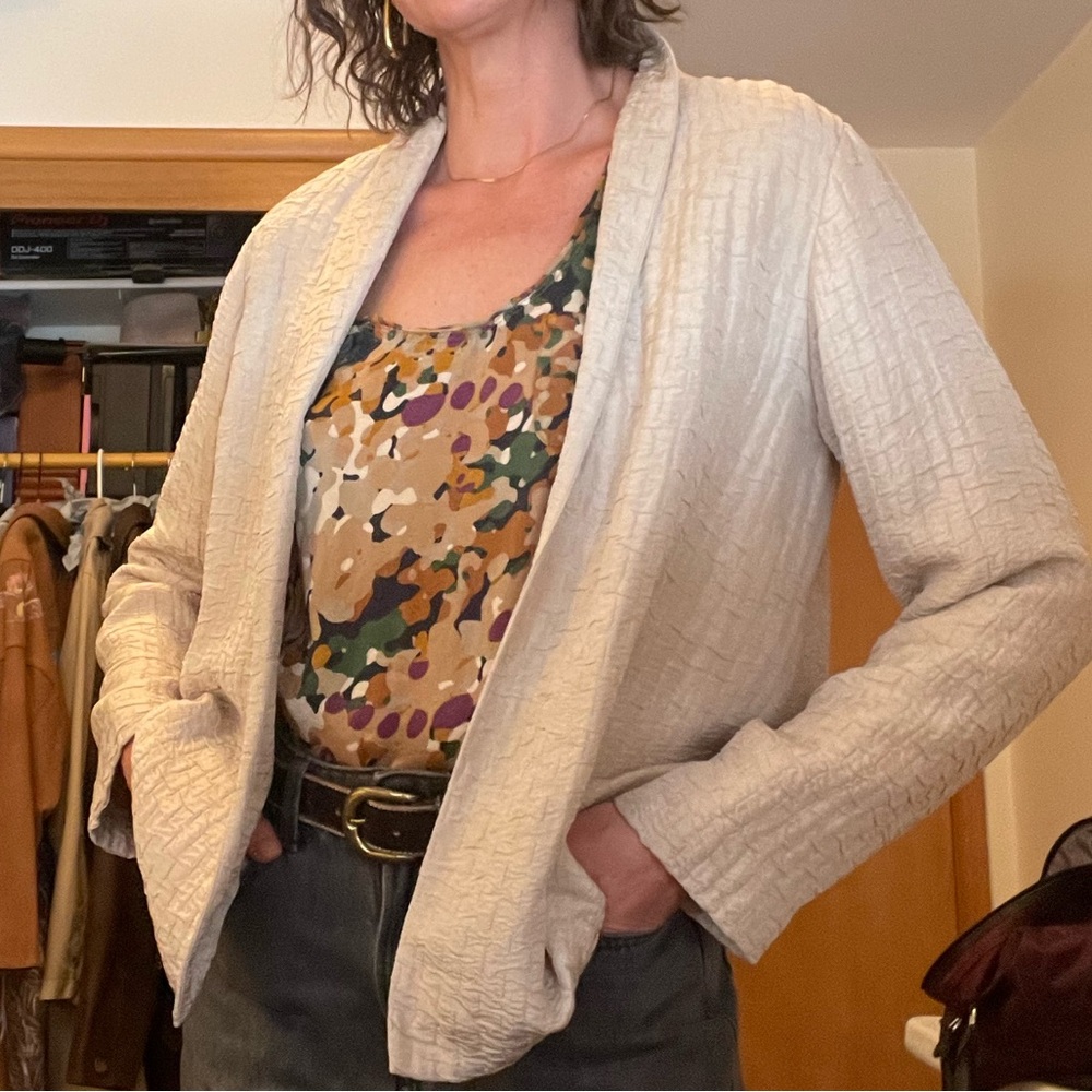 Eileen Fisher Silk + Linen Lightweight Crinkle Open Blazer Size M. - Picture 7 of 8